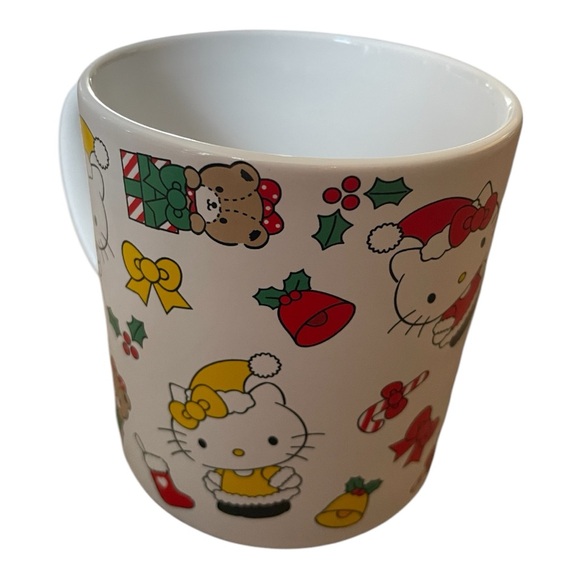 NWT Hello Kitty Xmas Mug - Picture 2 of 3